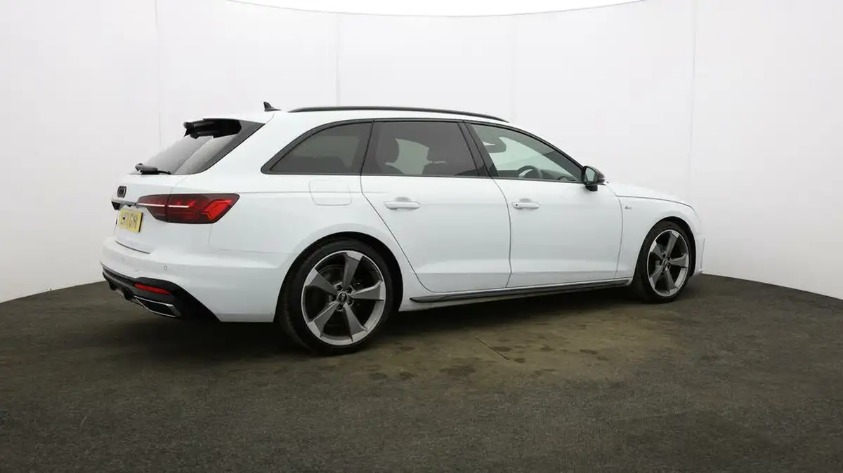 2021-audi-a4-avant-20-35-tfsi-black-edition-big-50