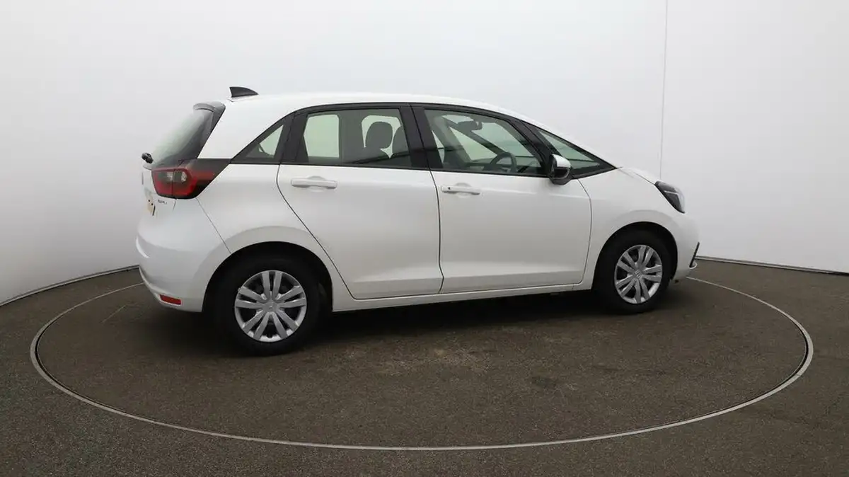 2021-honda-jazz-15-i-mmd-se-107ps-big-47