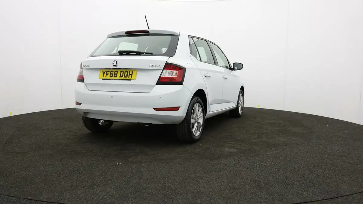 2018-skoda-fabia-10-tsi-se-109ps-hatchback-dsg-big-74
