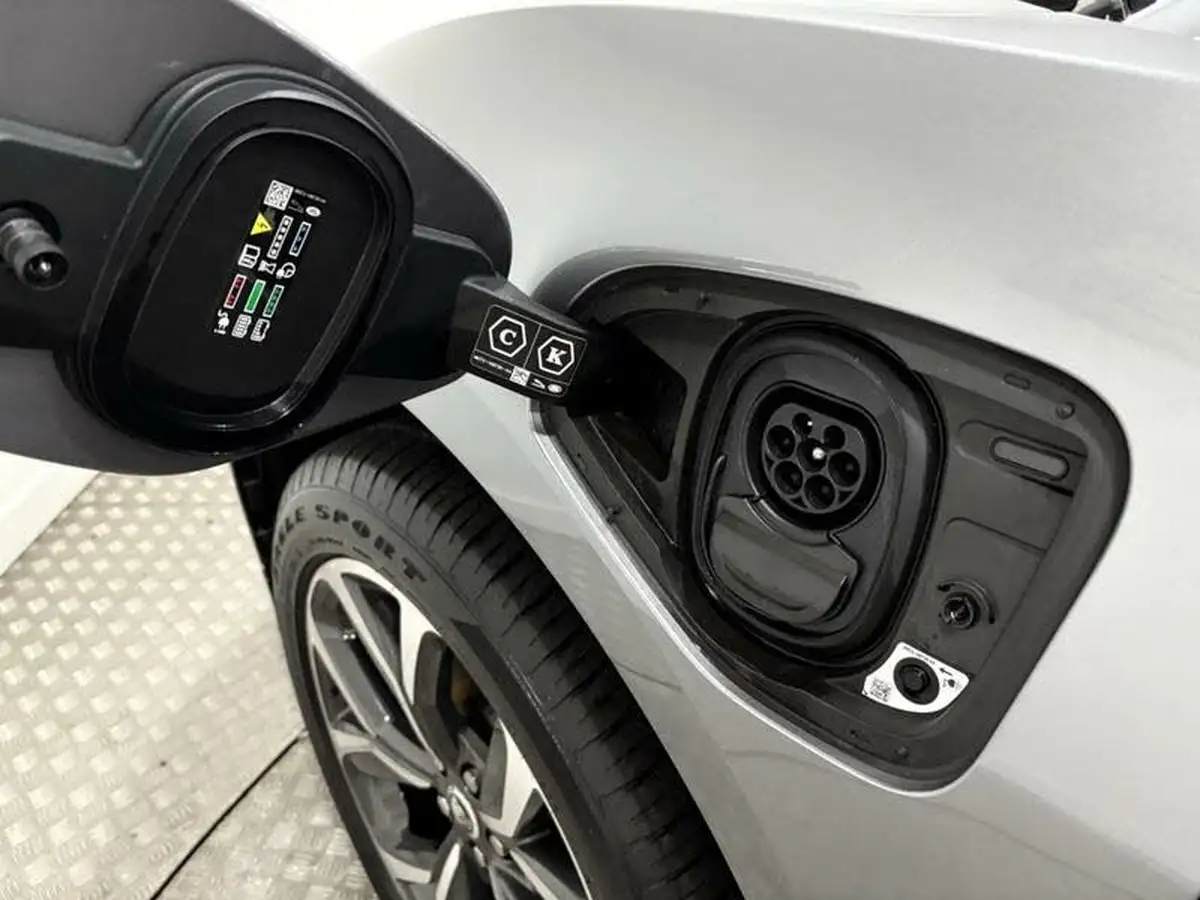 2023-jaguar-i-pace-ev400-r-dynamic-hse-black-big-58