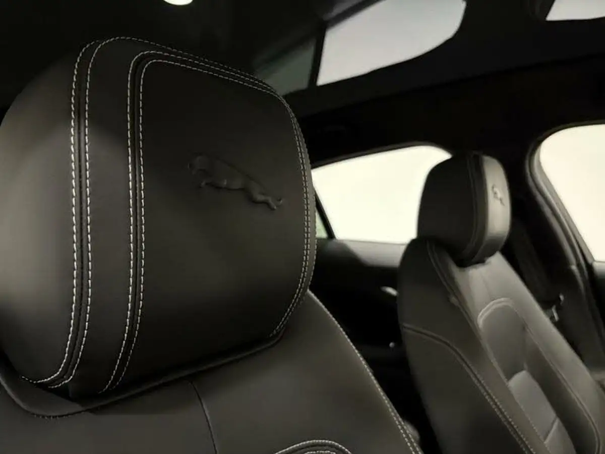2023-jaguar-i-pace-ev400-r-dynamic-hse-black-big-12