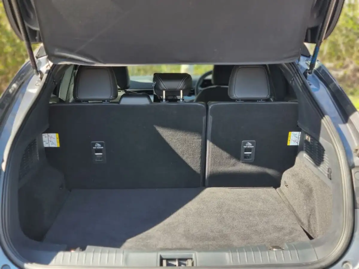 2021-ford-mustang-mach-e-e-standard-range-70kwh-big-7