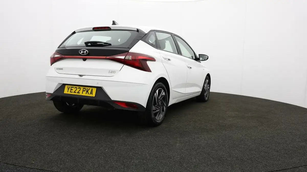 2022-hyundai-i20-10-t-gdi-se-connect-eclutch-imt-big-75