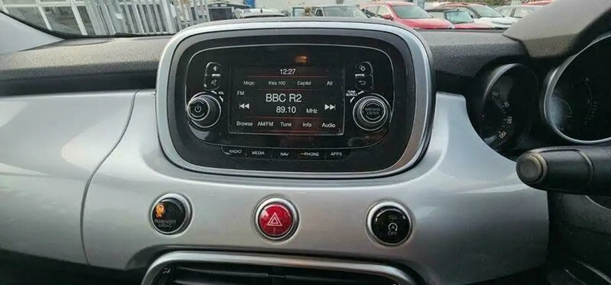 2015-fiat-500x-14-lounge-multiair-ii-big-35