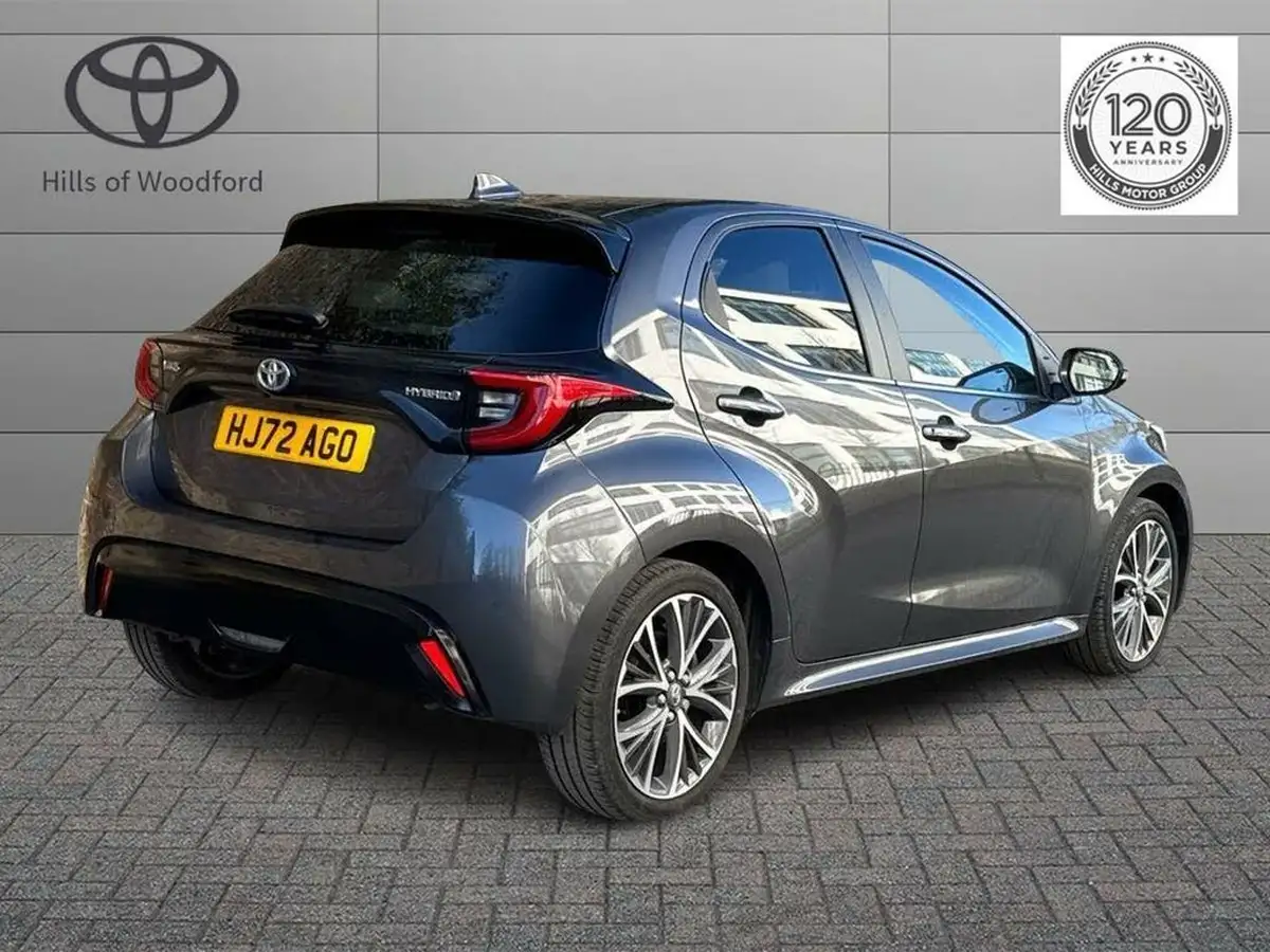 2022-toyota-yaris-cross-15-vvt-i-excel-city-packpan-roof-big-2