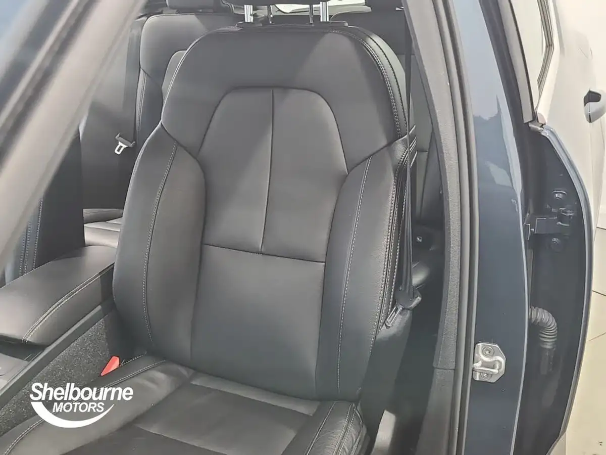 2021-volvo-xc40-15-t3-inscription-pro-161bhp-auto-big-44
