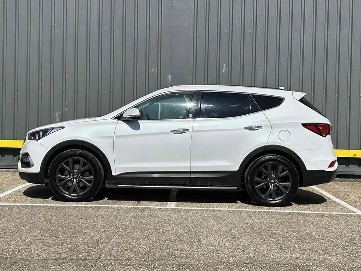 2017-hyundai-santa-fe-22-crdi-endurance-edition-big-4
