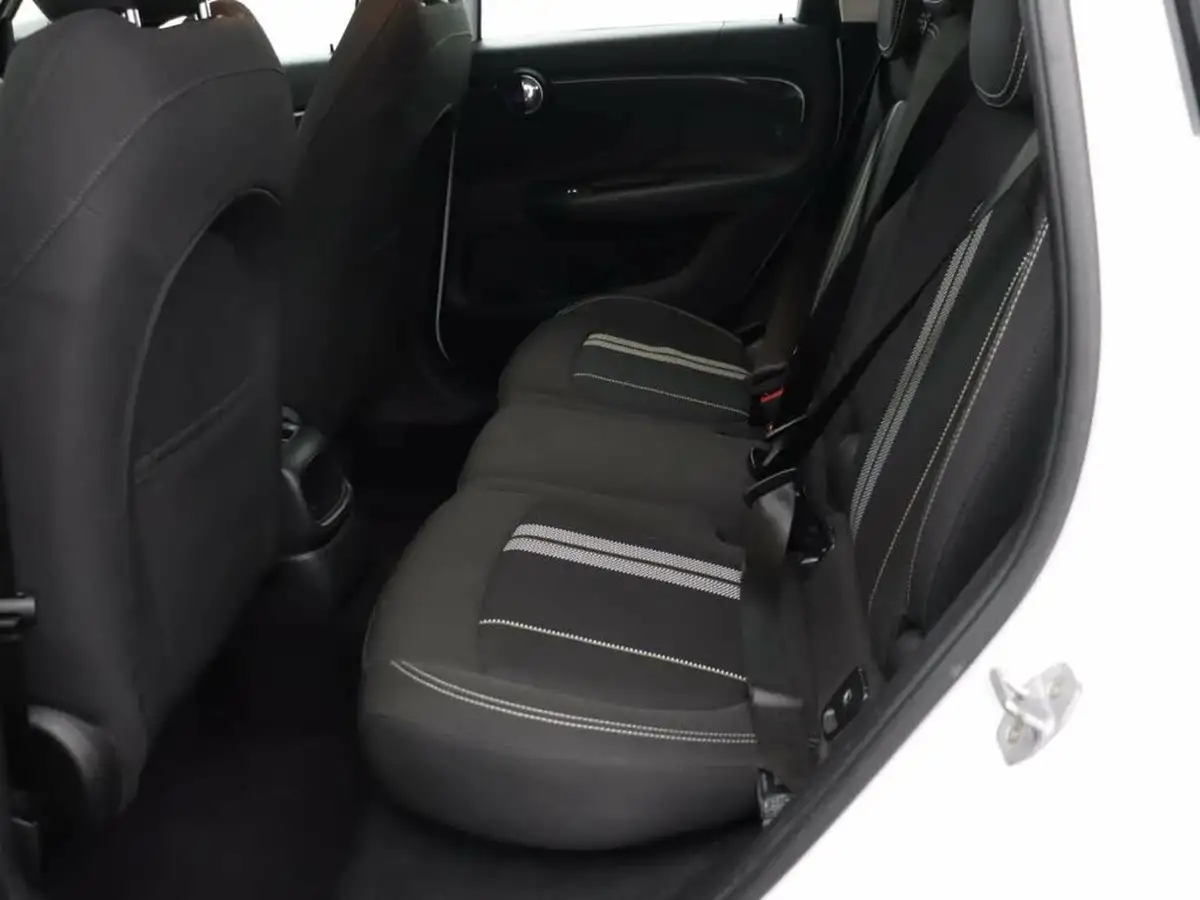 2019-mini-countryman-20-cooper-s-classic-big-9