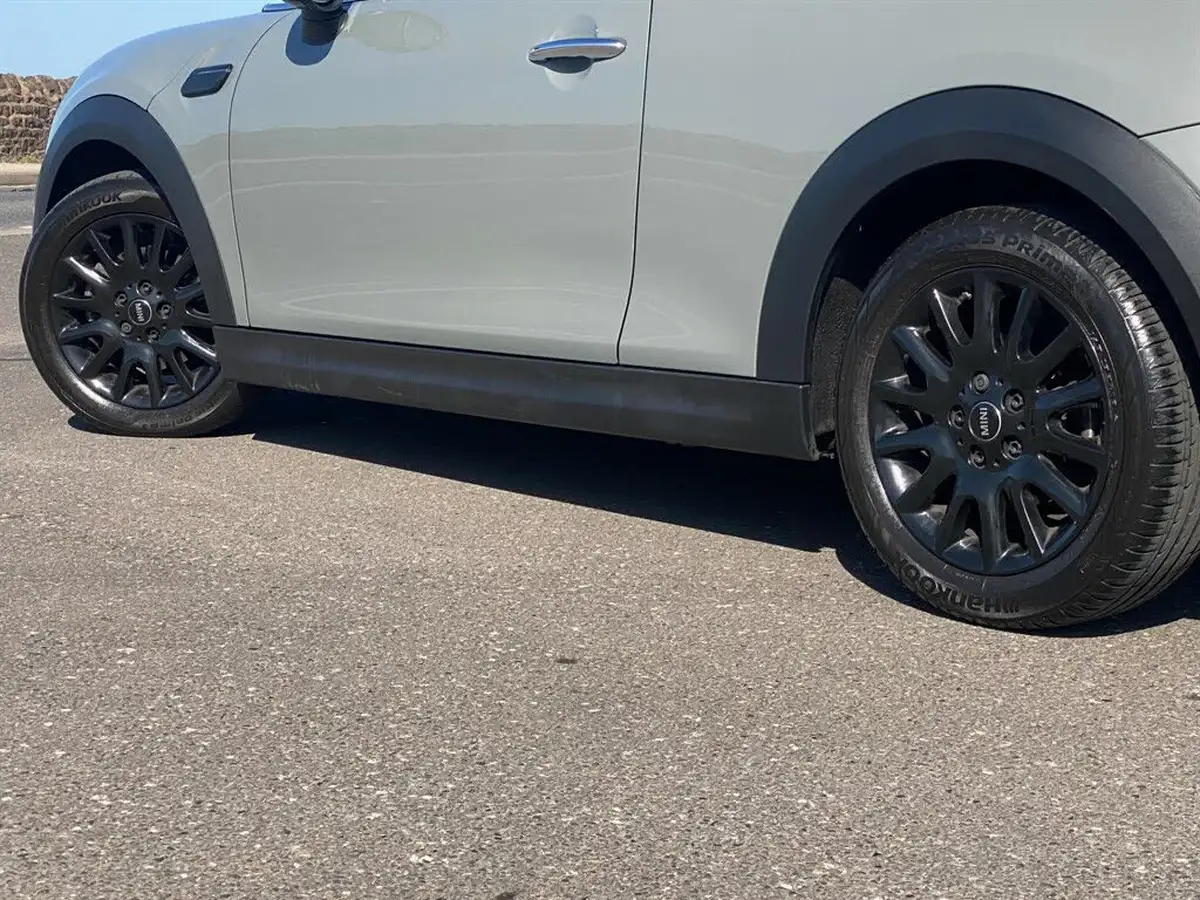 2021-mini-cooper-15-cooper-classic-hatchback-3d-auto-big-14