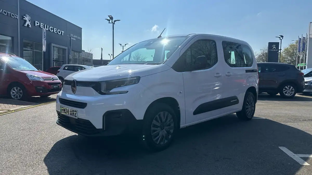 2024-citroen-berlingo-e-plus-m-size-big-6
