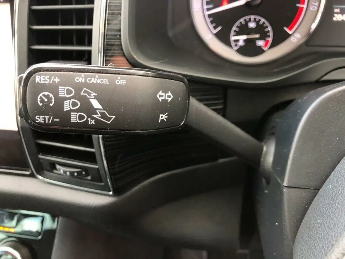 2020-skoda-kodiaq-15-tsi-se-l-dsg-big-24