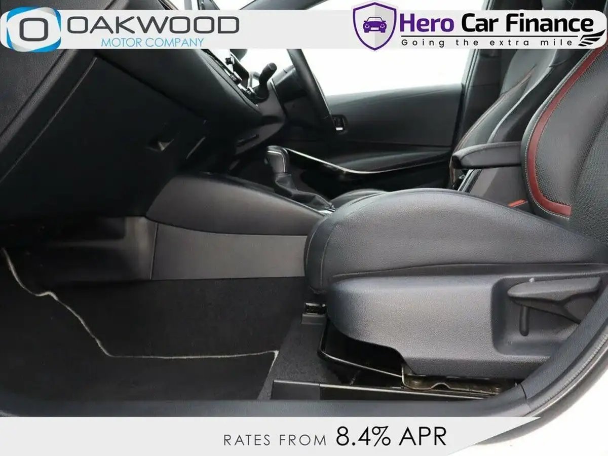 2019-toyota-corolla-18-vvt-i-excel-trk-hatchback-big-28
