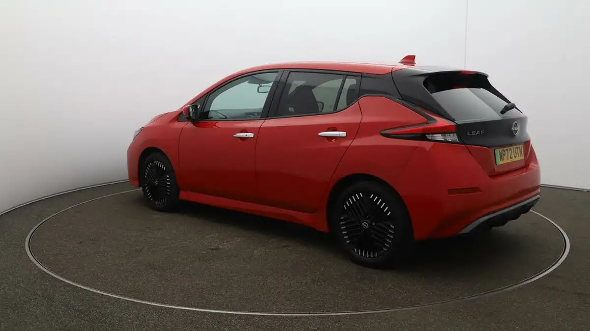 2022-nissan-leaf-e-n-connecta-39kwh-big-5