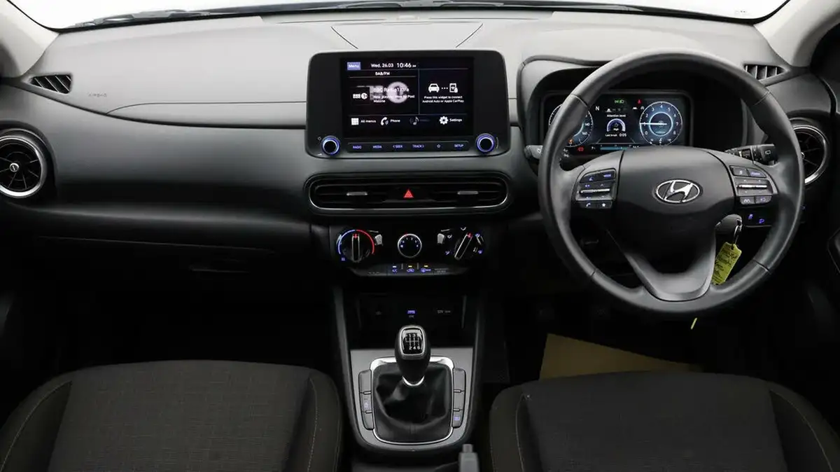 2022-hyundai-kona-10-t-gdi-se-connect-big-12