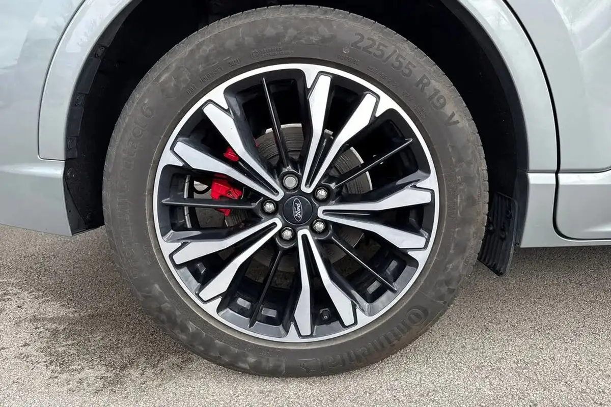 2020-ford-kuga-25t-st-line-x-big-21
