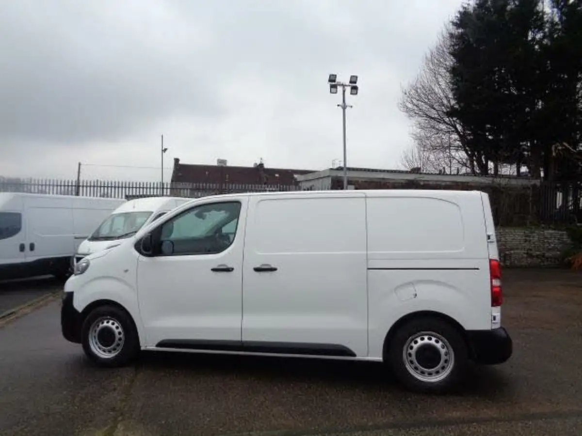 2021-peugeot-expert-15-bluehdi-compact-120bhp-big-5