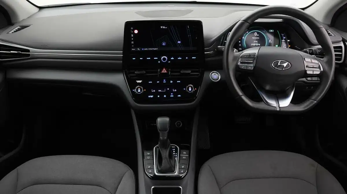 2022-hyundai-ioniq-16-gdi-premium-plug-in-hybrid-big-12