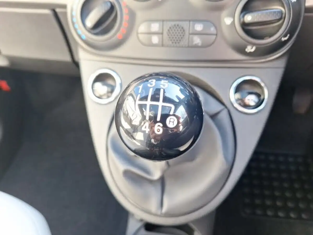 2022-fiat-500-10-dolcevita-big-18