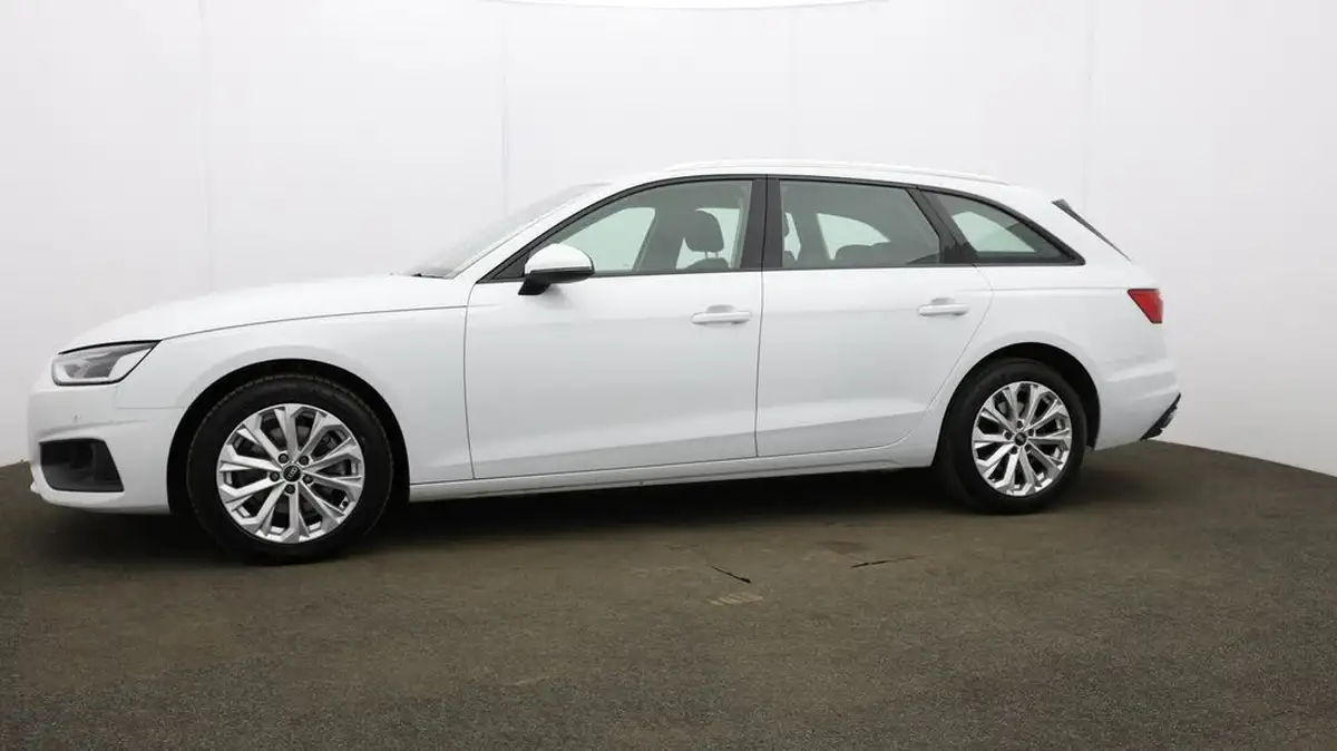 2022-audi-a4-avant-20-35-tfsi-technik-s-tronic-big-13