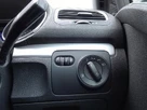 2013-volkswagen-golf-16td-se-bluemotion-tech-cabriolet-2d-small-26