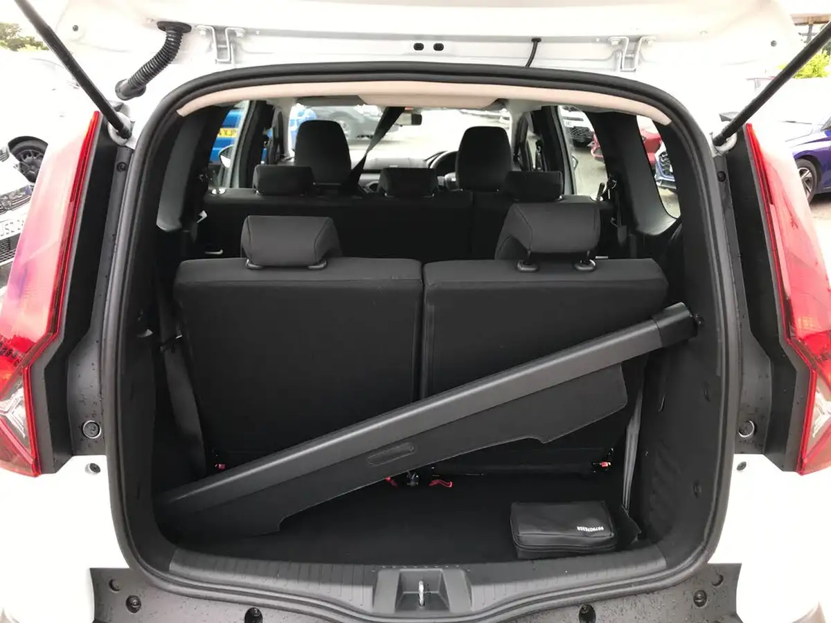2025-dacia-jogger-10-tce-essential-big-7