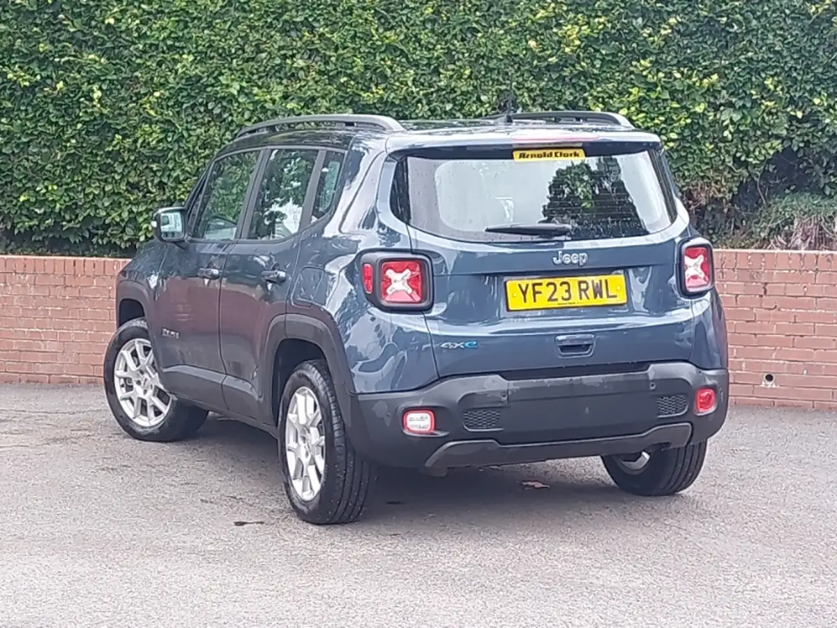 2023-jeep-renegade-13-gse-limited-big-1