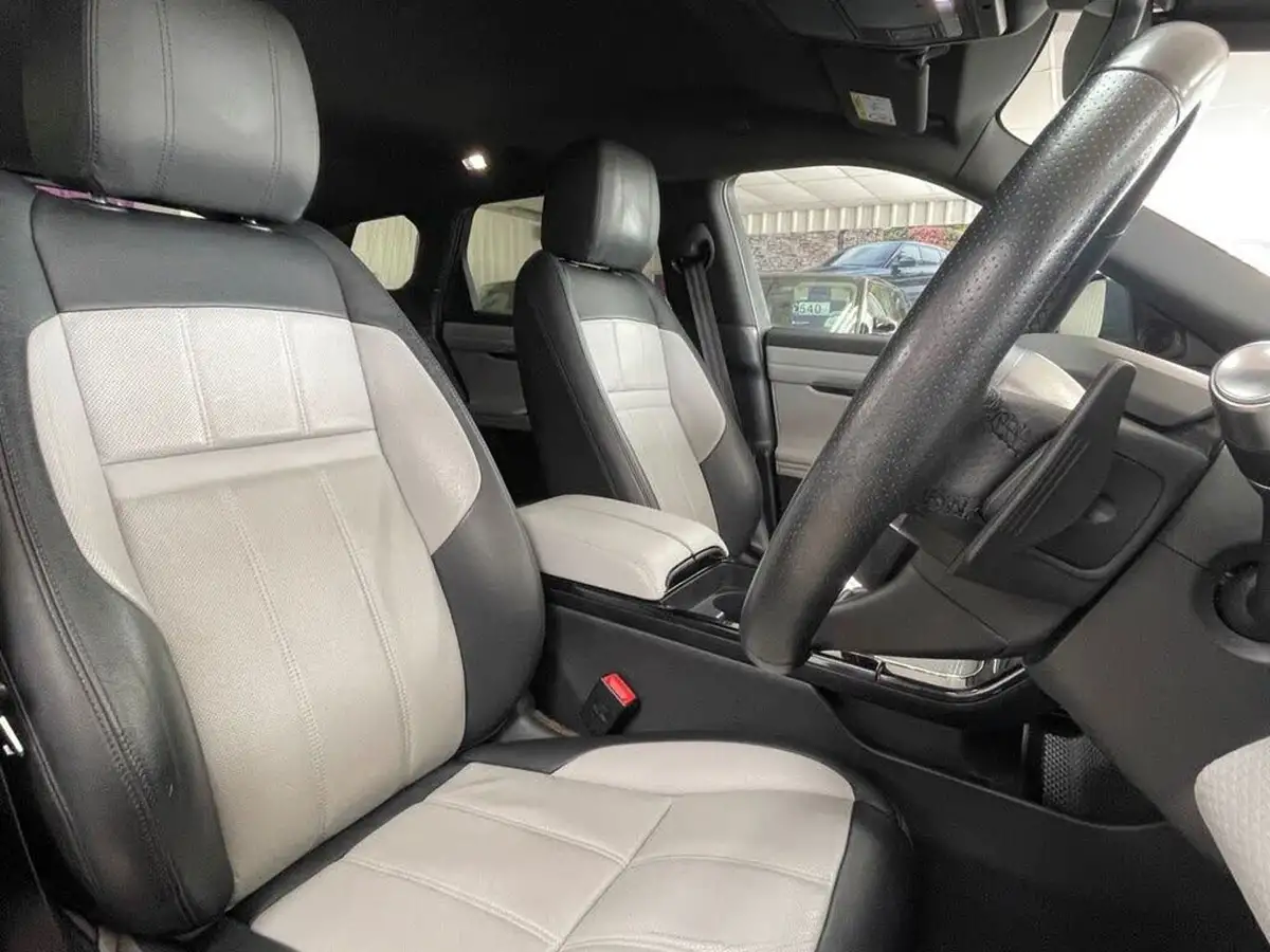 2019-land-rover-range-rover-evoque-20-d180-r-dynamic-s-big-23