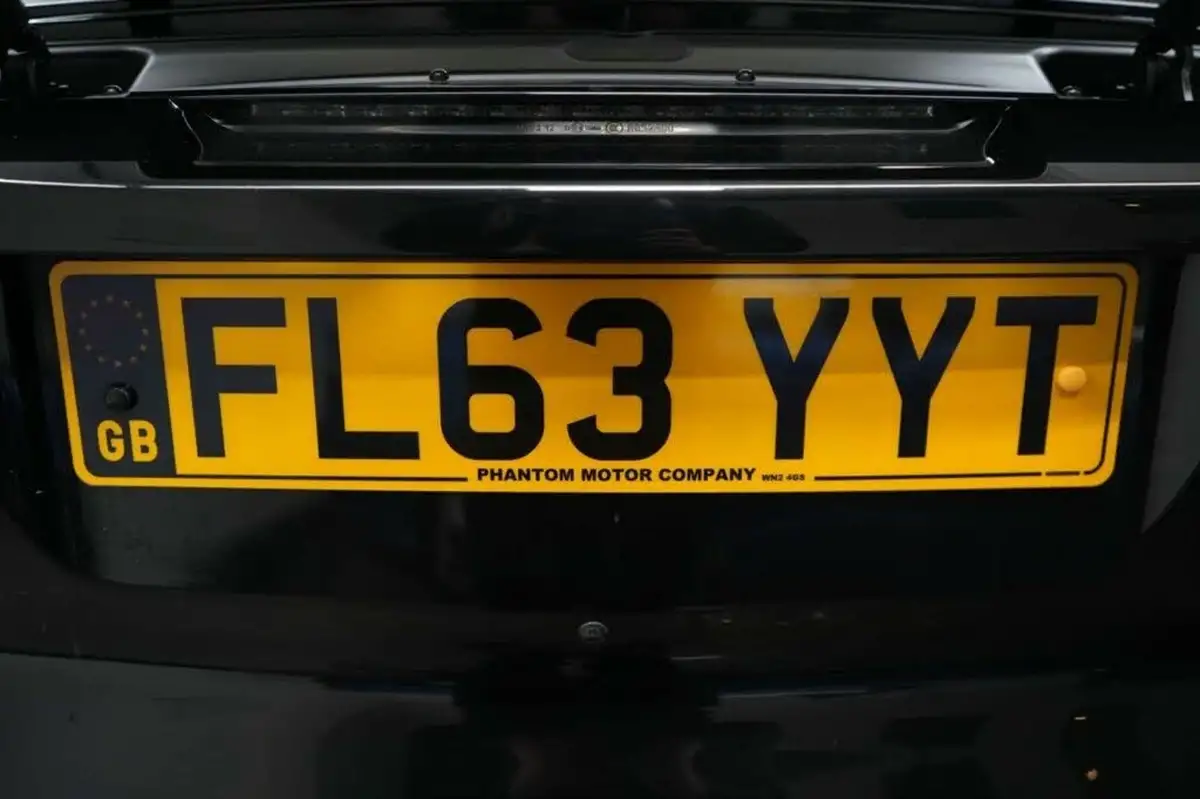 2013-jaguar-f-type-50-s-big-12