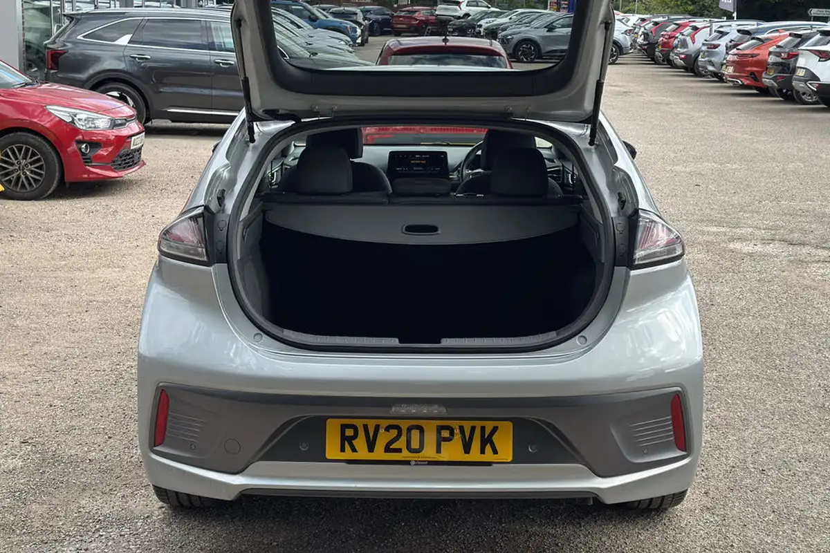 2020-hyundai-ioniq-16-gdi-premium-se-hybrid-big-17