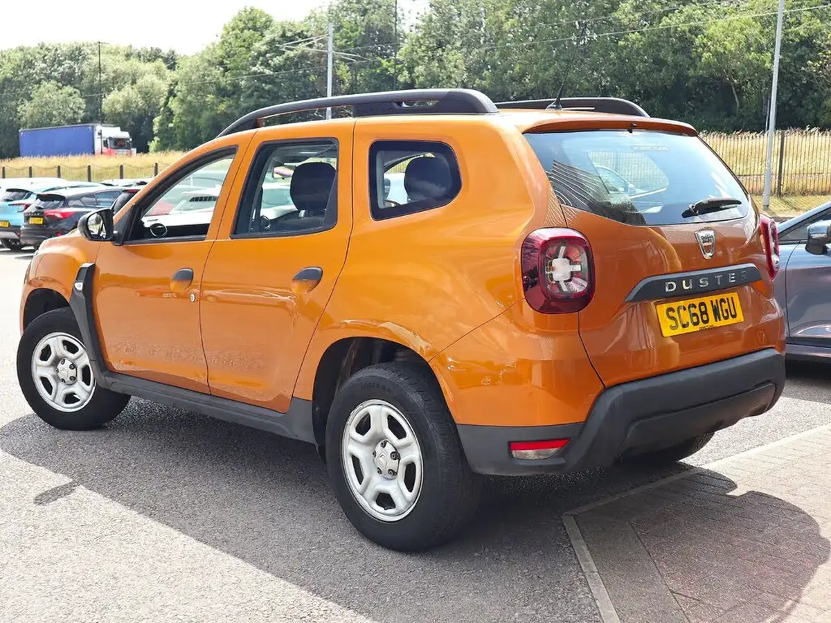 2018-dacia-duster-16-sce-essential-big-1