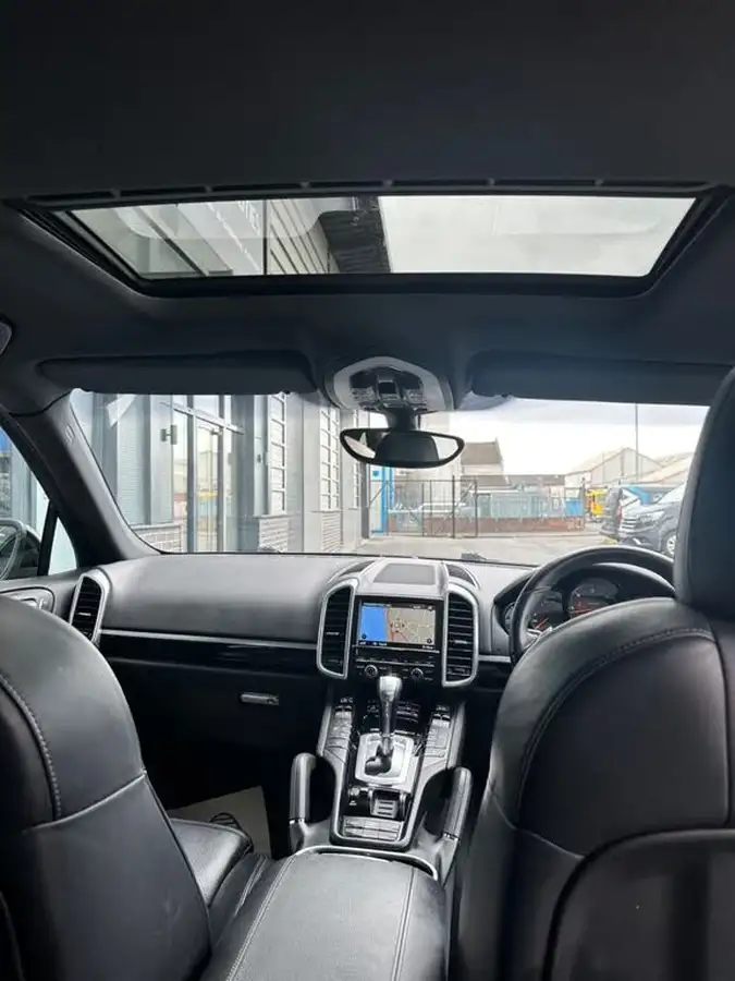 2014-porsche-cayenne-30td-platinum-edition-big-9