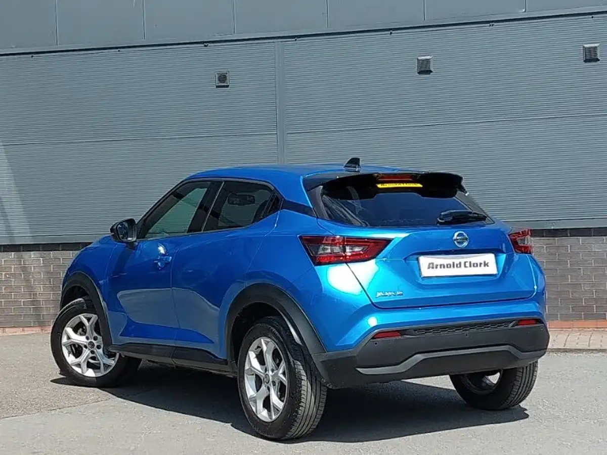 2022-nissan-juke-10-dig-t-n-connecta-big-1