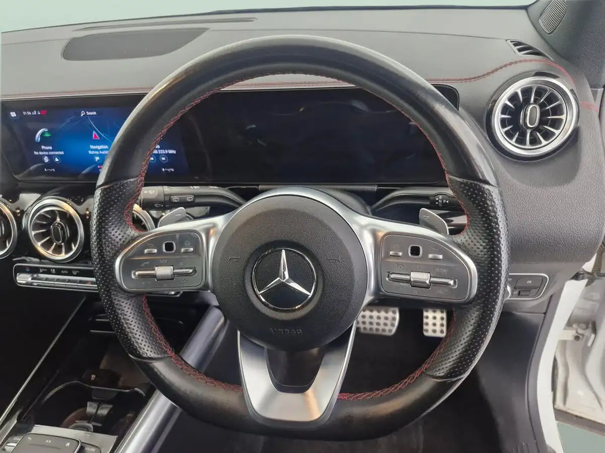 2022-mercedes-benz-eqa-e-eqa-250-amg-line-big-25