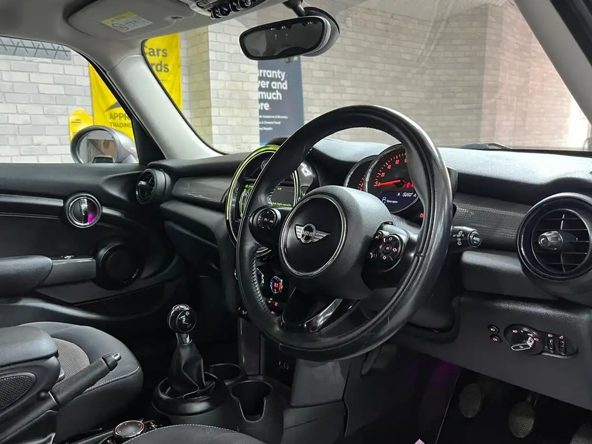2017-mini-cooper-15-cooper-ss-hatchback-5d-big-8
