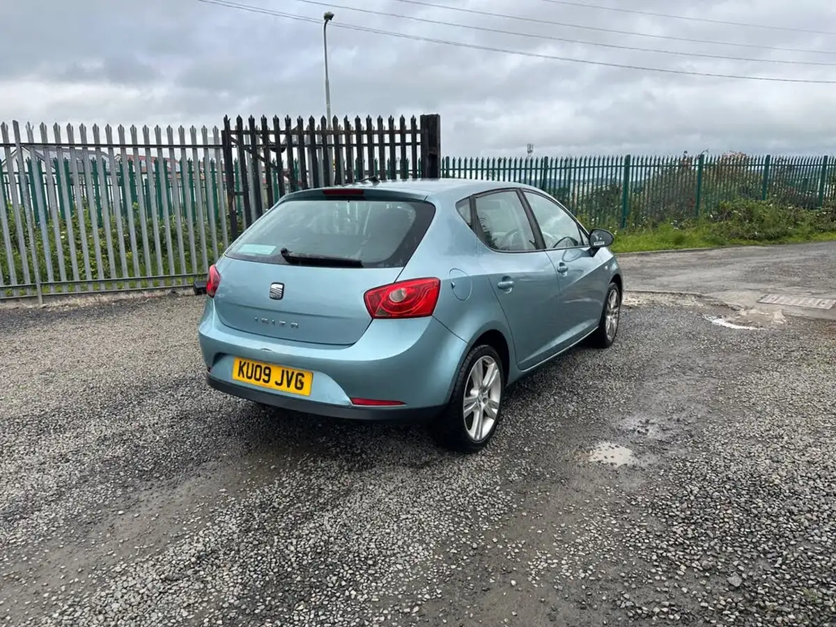 2009-seat-ibiza-14-sport-5d-big-3