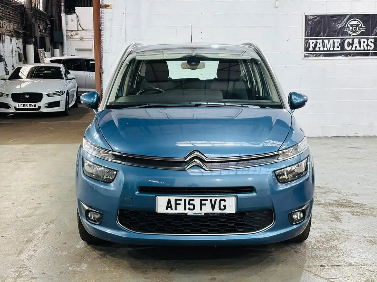 2015-citroen-grand-c4-picasso-16e-hdi-exclusive-etg6-big-1