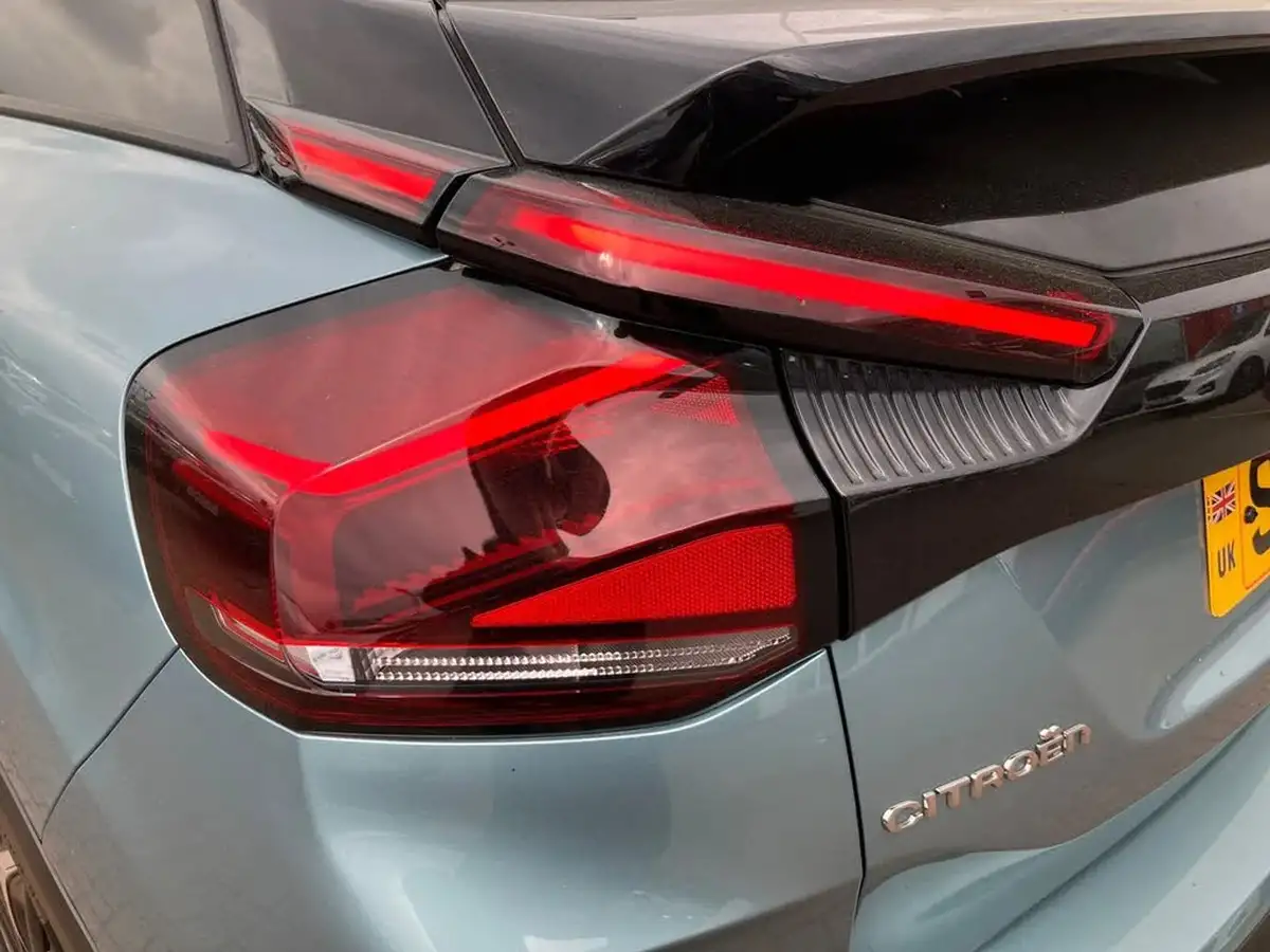 2023-citroen-c4-12-puretech-c-series-edition-big-25