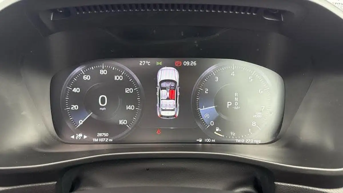 2022-volvo-xc40-15-t3-r-design-auto-big-10