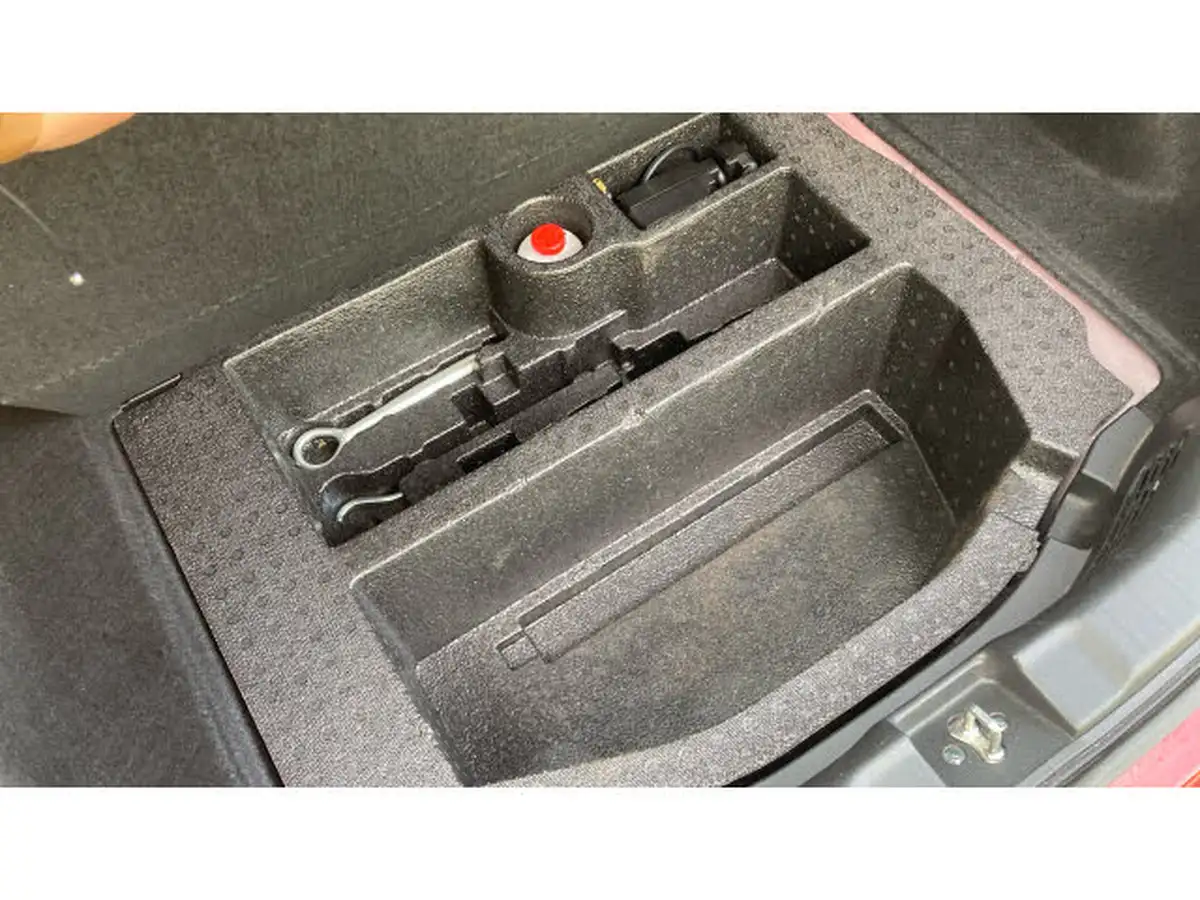 2018-honda-jazz-13-i-vtec-s-big-21