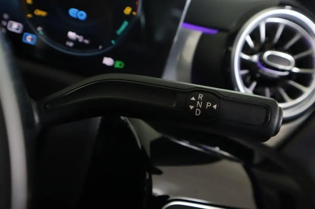 2022-mercedes-benz-cla-13-cla-250e-amg-line-premium-plus-night-edition-coupe-4d-big-18