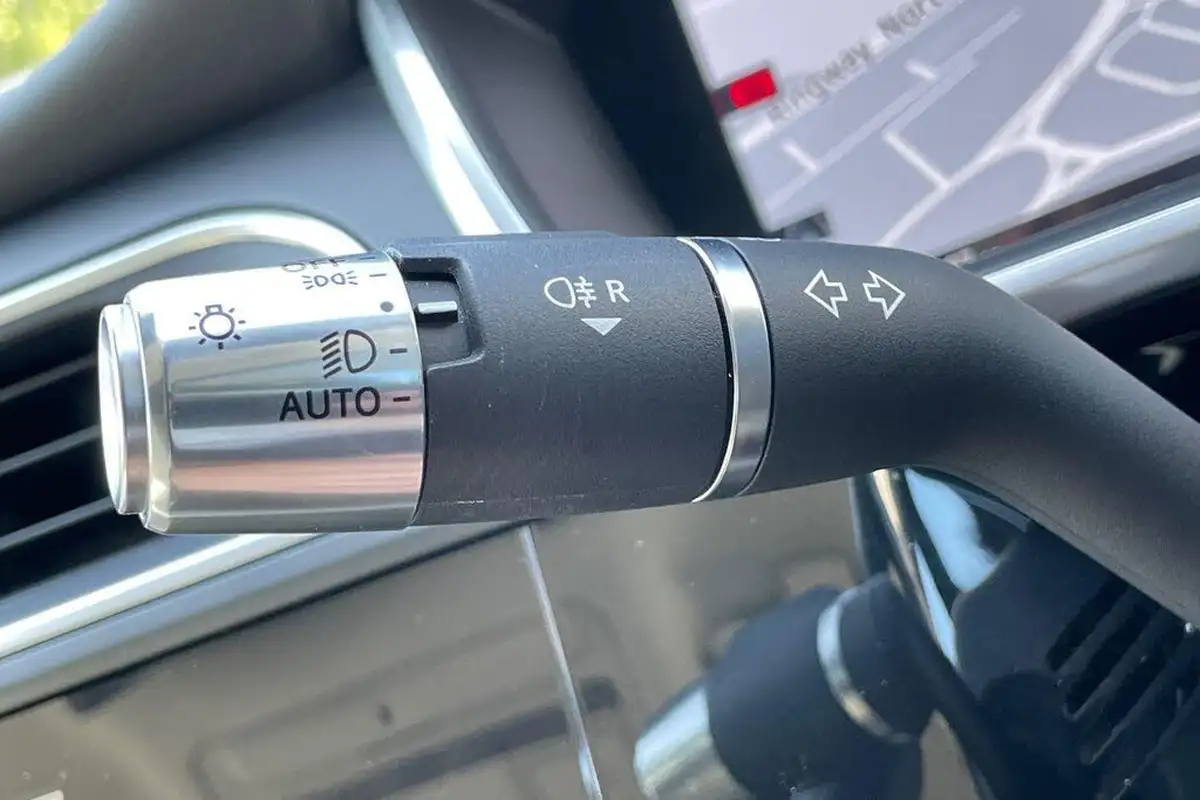 2021-jaguar-i-pace-ev400-se-big-54
