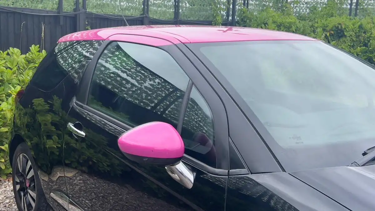 2014-citroen-ds3-16-dstyle-pink-big-11