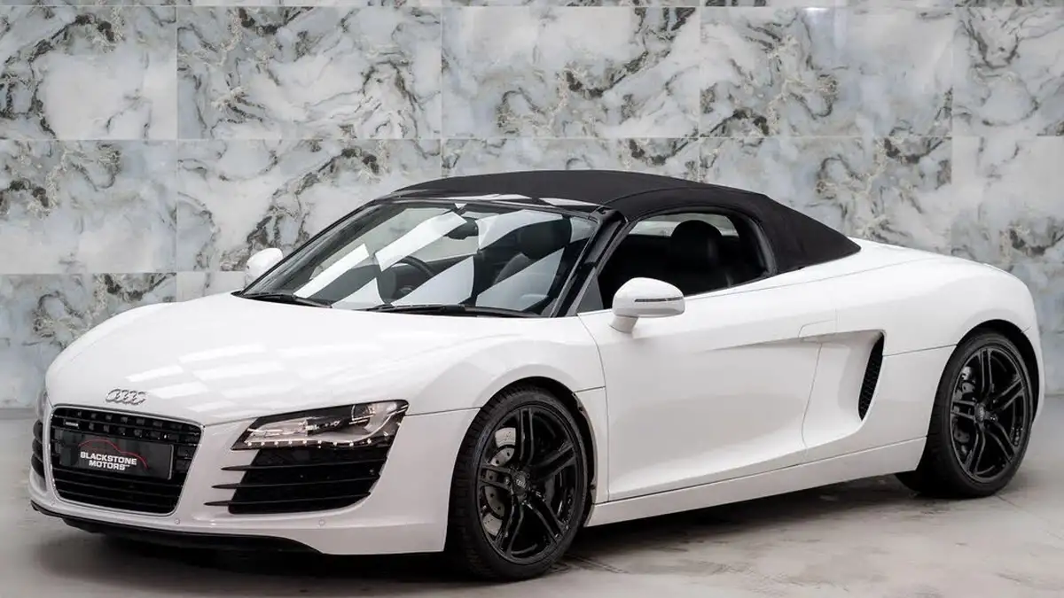 2012-audi-r8-42-quattro-spyder-convertible-big-3