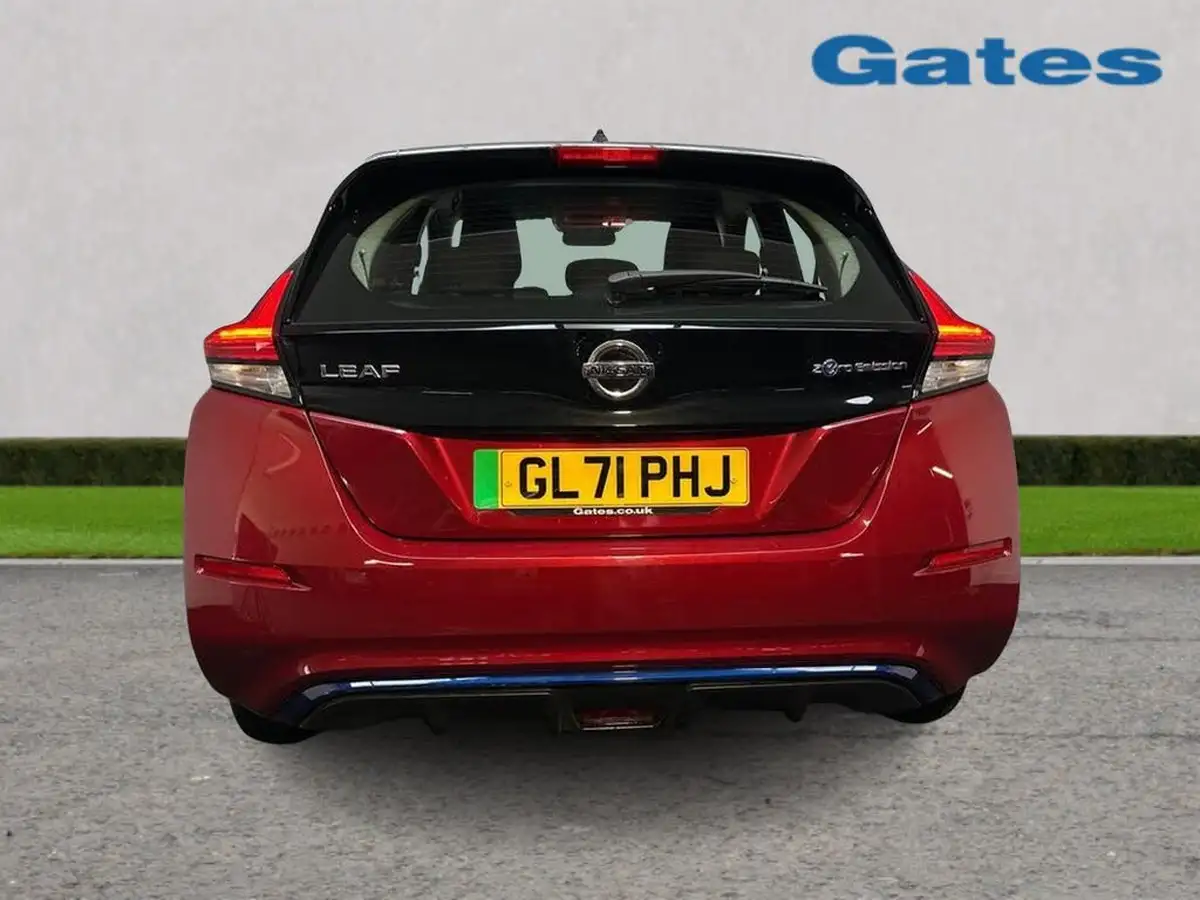 2021-nissan-leaf-e-acenta-big-5
