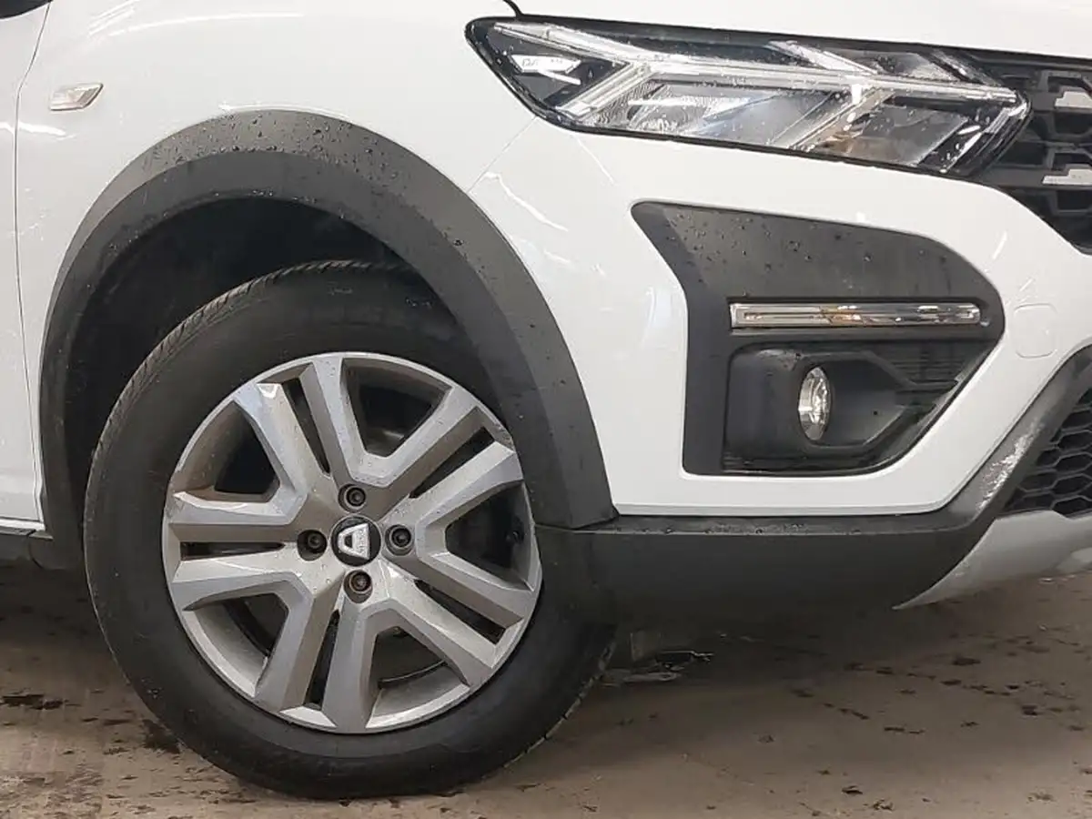 2021-dacia-sandero-stepway-10-tce-comfort-90bhp-big-8