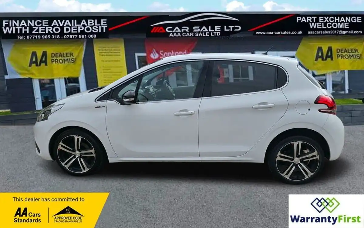 2017-peugeot-208-16bluehdi-gt-line-100bhp-5d-big-6