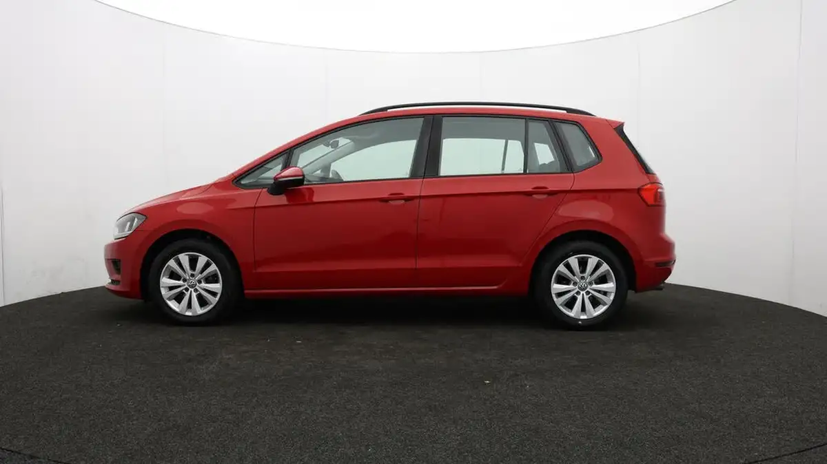 2017-volkswagen-golf-sv-16tdi-se-110ps-bmtss-big-71