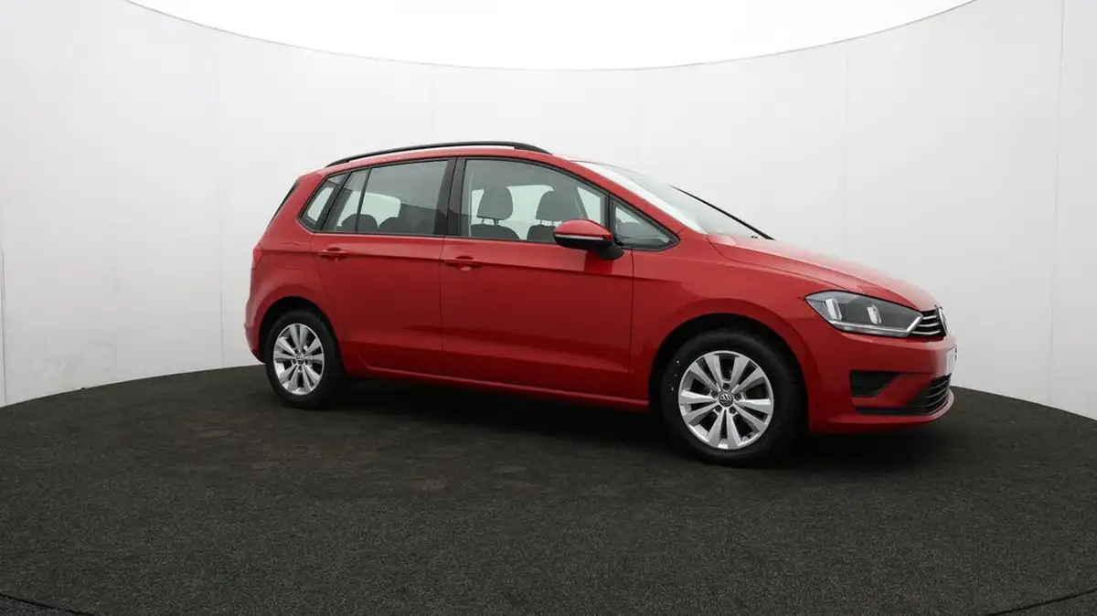 2017-volkswagen-golf-sv-16tdi-se-110ps-bmtss-big-47