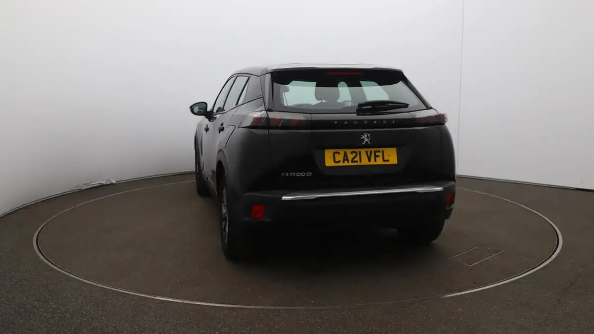 2021-peugeot-2008-suv-e-active-premium-big-60