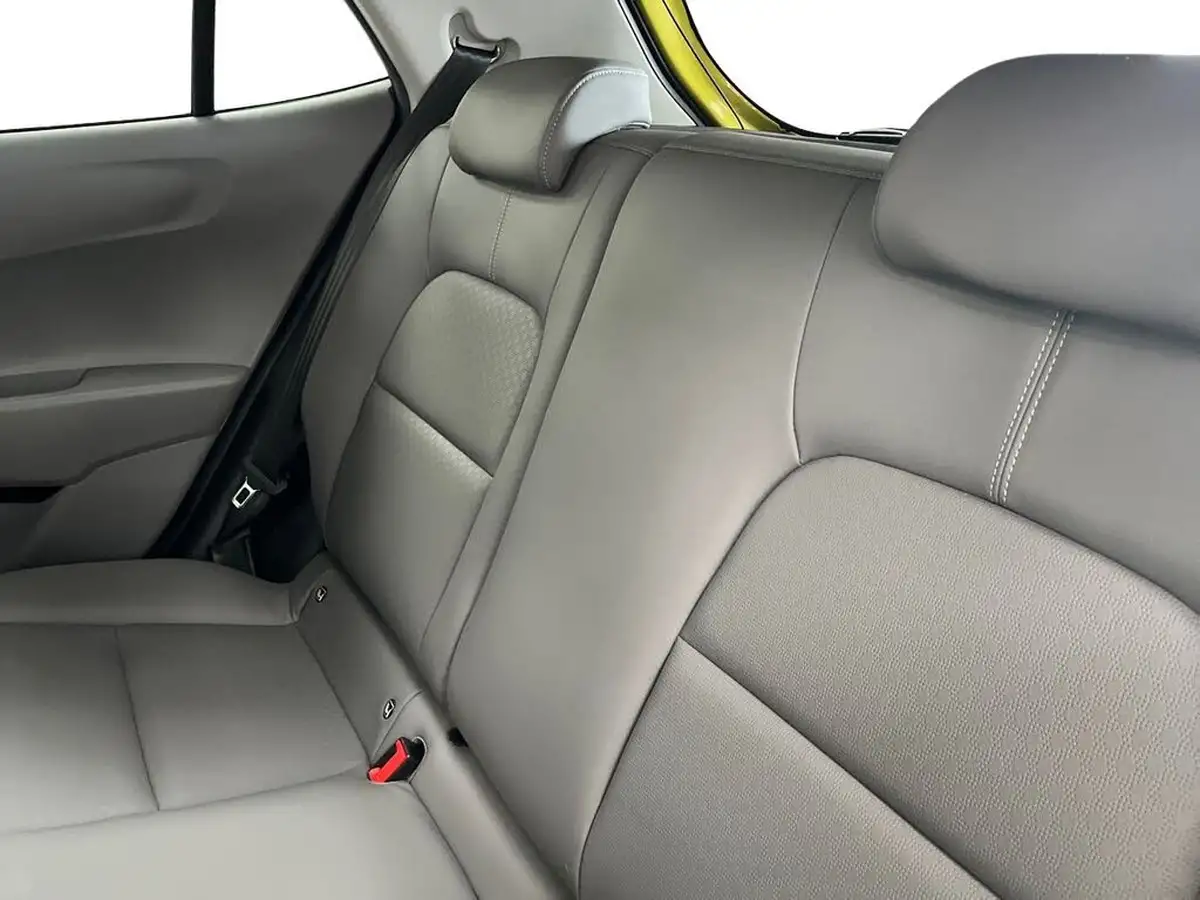 2020-kia-picanto-10-zest-big-9